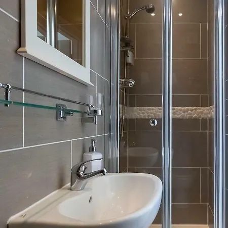 Elements Hotel 4*